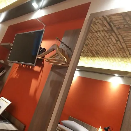 Centralcityrooms בית הארחה *